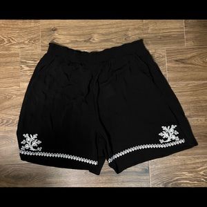 Brand new! Black Rayin shorts